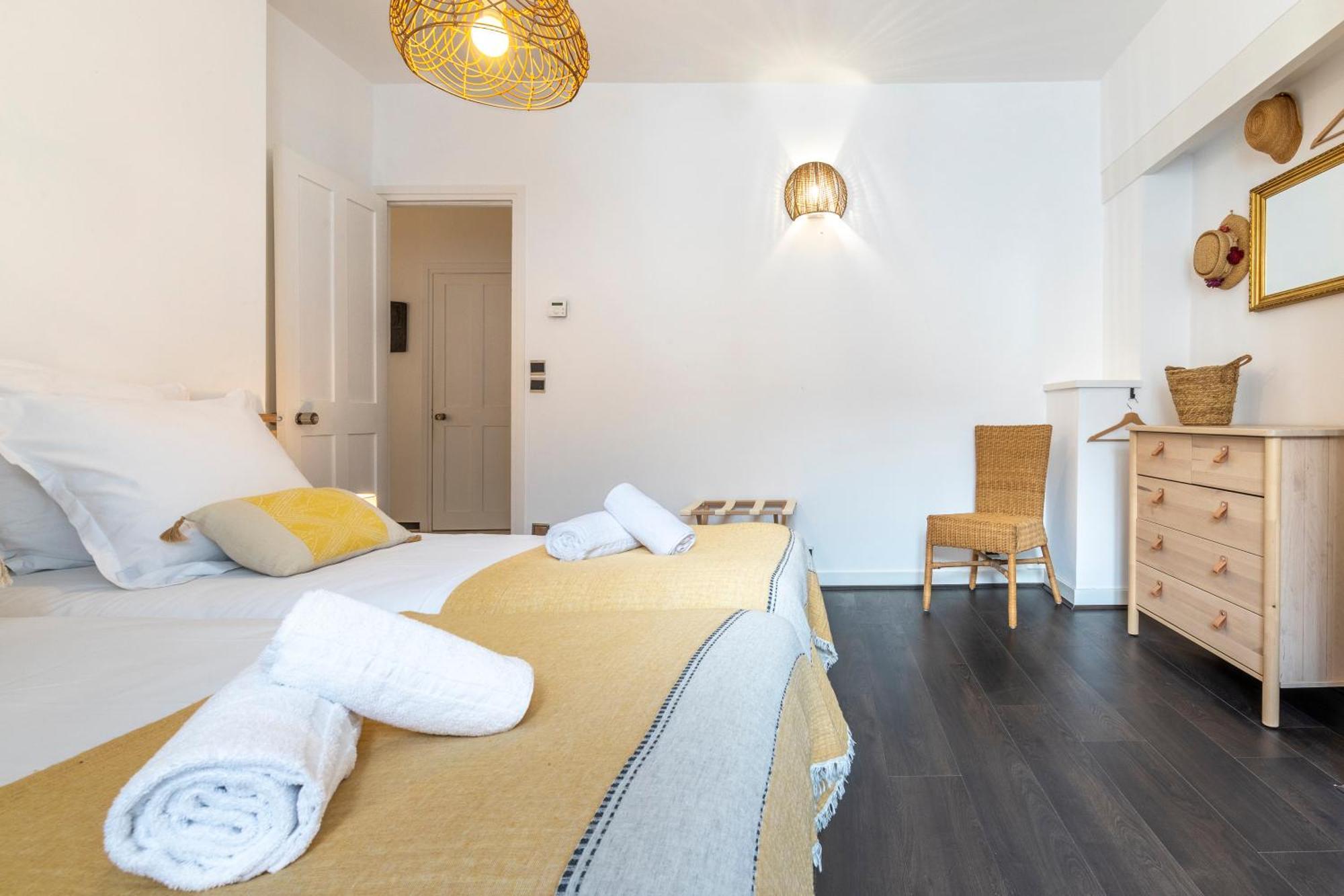 Design, Grand Et Confortable - Ty Gwellan