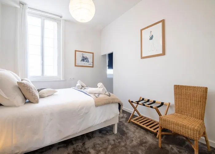 Design, Grand Et Confortable - Ty Gwellan